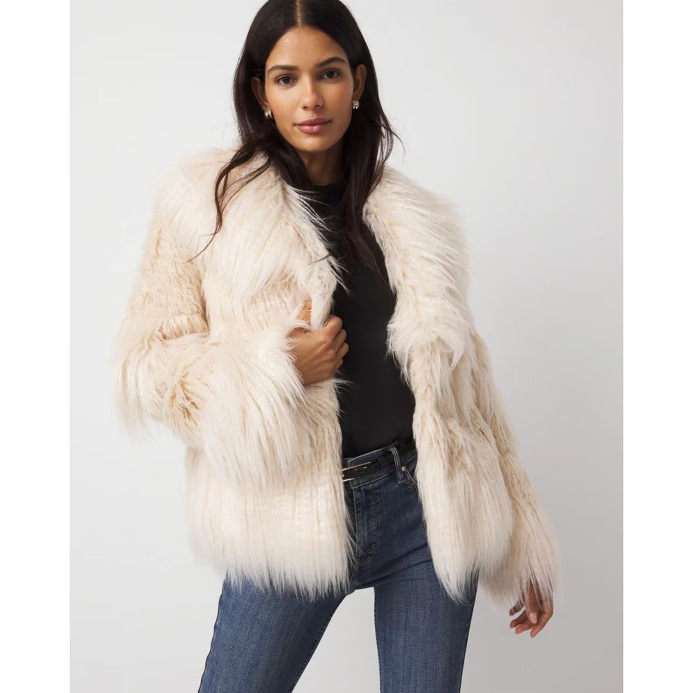 NWT!! WHBM Faux Fur Coat Crimped Pockets Cream Ivory Lined Glam Chic X-Small